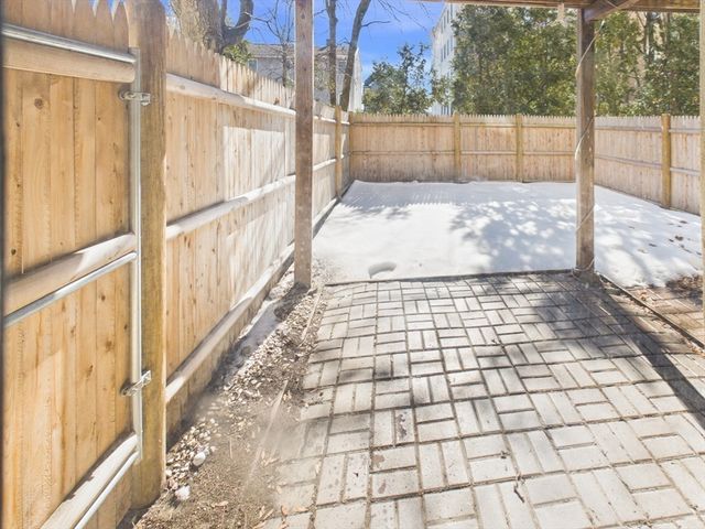 511 East Eighth 1A, Boston, MA 02127