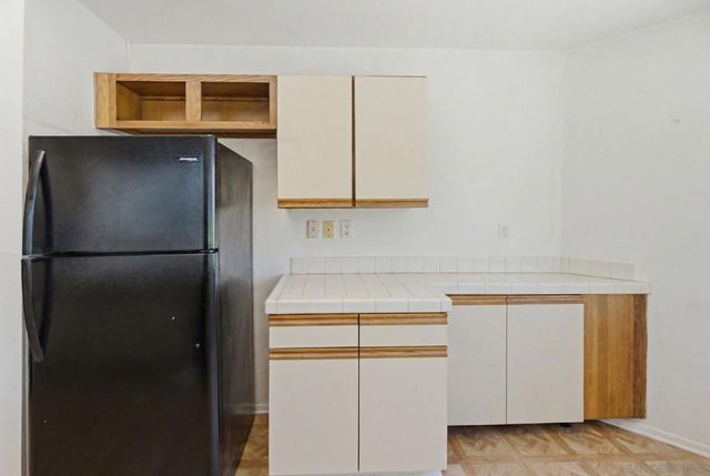 29402 Circle R Greens Dr, Escondido, CA 92026