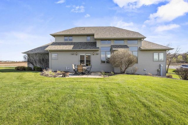 2481 COPPER LANE, Green Bay, WI 54311