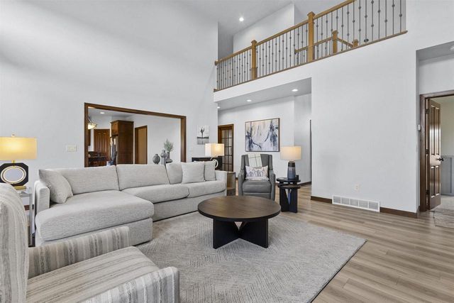 2481 COPPER LANE, Green Bay, WI 54311