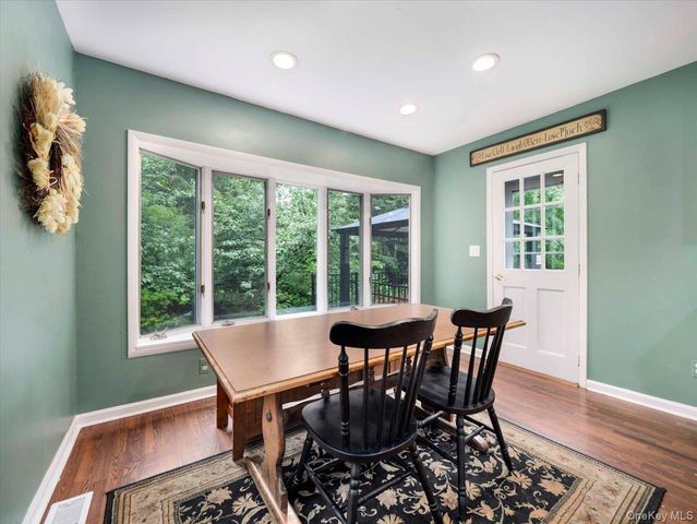 44 Oriole Street, Pearl River, NY 10965