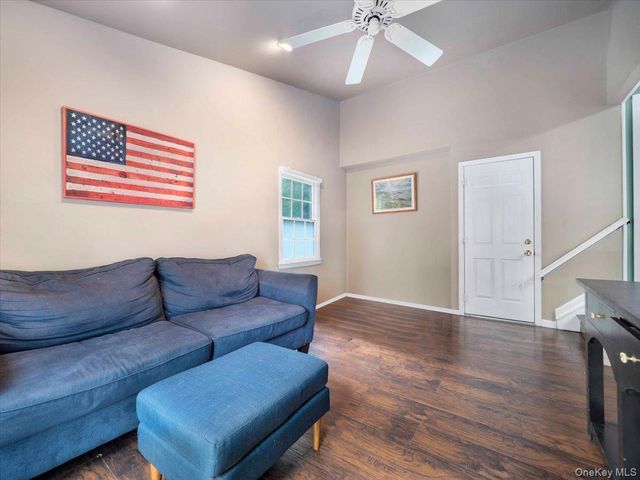44 Oriole Street, Pearl River, NY 10965