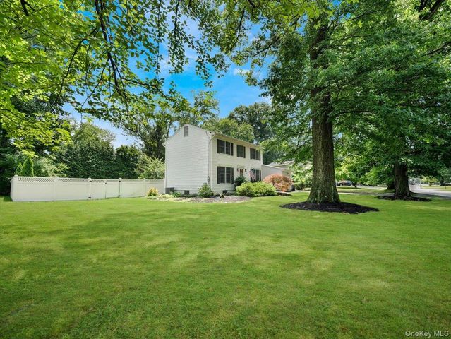 44 Oriole Street, Pearl River, NY 10965