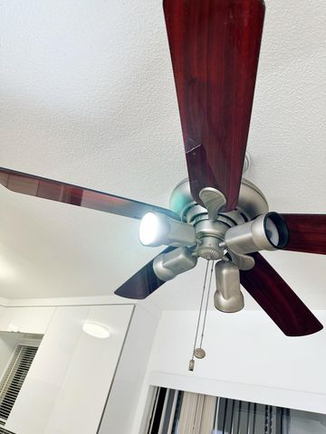 1701 W 42ND Place 43, Hialeah, FL 33012