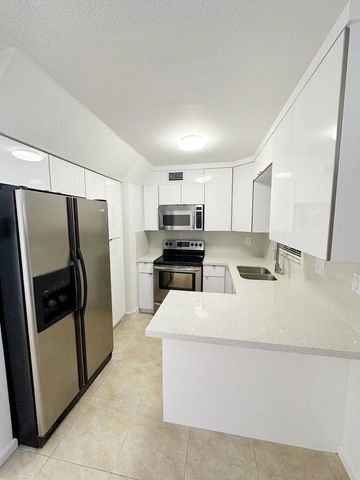 1701 W 42ND Place 43, Hialeah, FL 33012