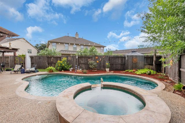 16506 Nightingale Falls Court, Cypress, TX 77429