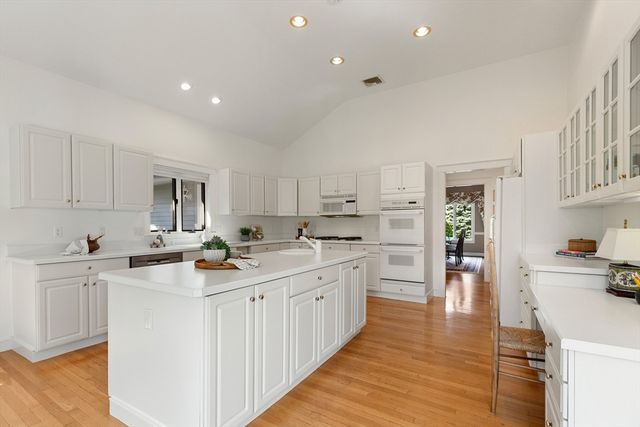 66 Nells Pond Road, Lynn, MA 01904