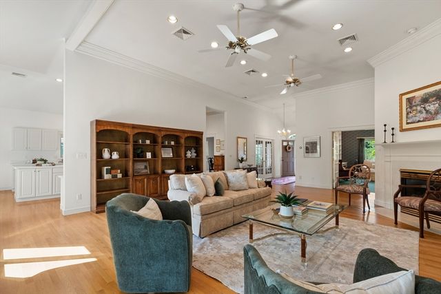 66 Nells Pond Road, Lynn, MA 01904