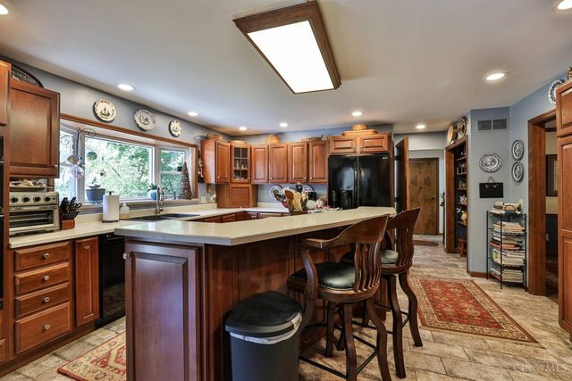 6351 Lesourdsville West Chester Road, Liberty Twp, OH 45011