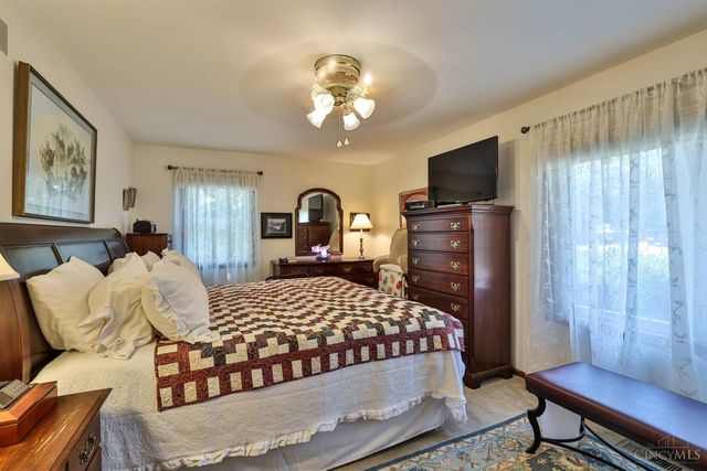 6351 Lesourdsville West Chester Road, Liberty Twp, OH 45011