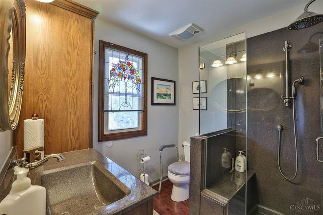 6351 Lesourdsville West Chester Road, Liberty Twp, OH 45011