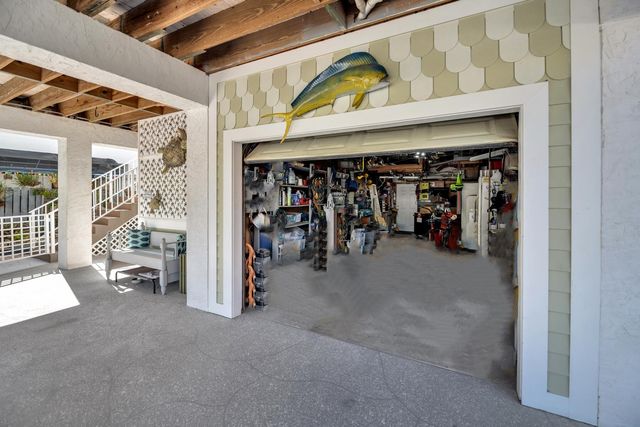 216 Pearl Avenue, Plantation Key, FL 33070