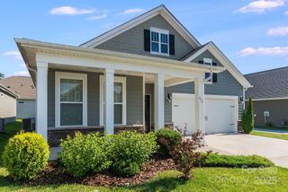 773 Summerfield Place, Flat Rock, NC 28731