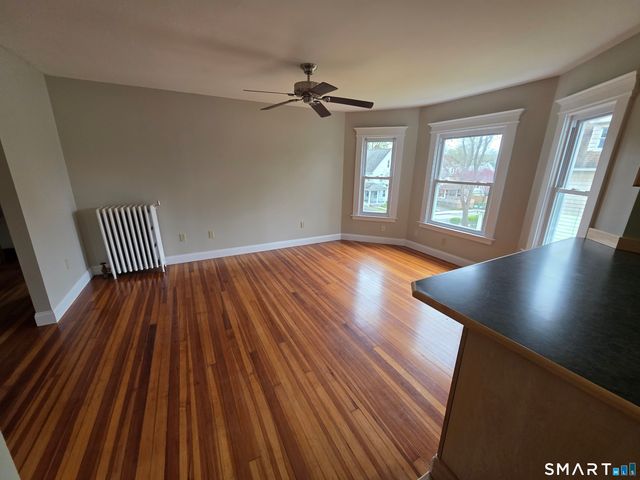 52 Hamlin Street, Manchester, CT 06040