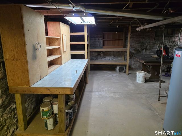 52 Hamlin Street, Manchester, CT 06040