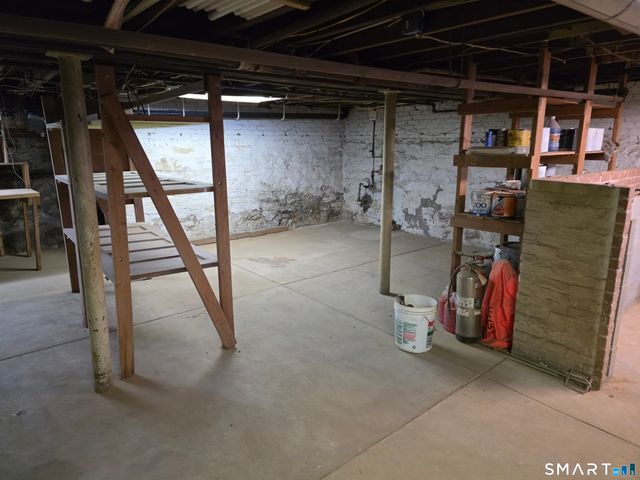 52 Hamlin Street, Manchester, CT 06040