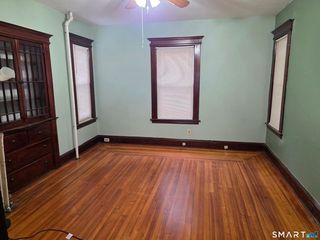 52 Hamlin Street, Manchester, CT 06040