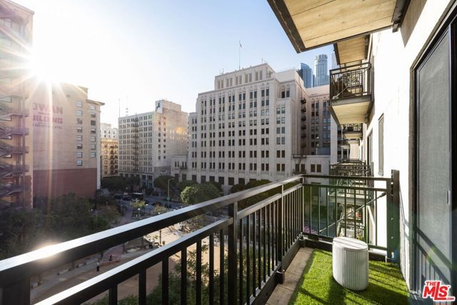 416 S Spring Street 609, Los Angeles, CA 90013