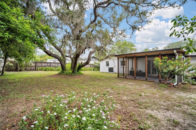 10708 N OJUS DRIVE, Tampa, FL 33617