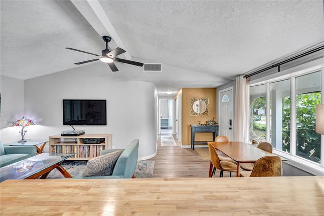 10708 N OJUS DRIVE, Tampa, FL 33617