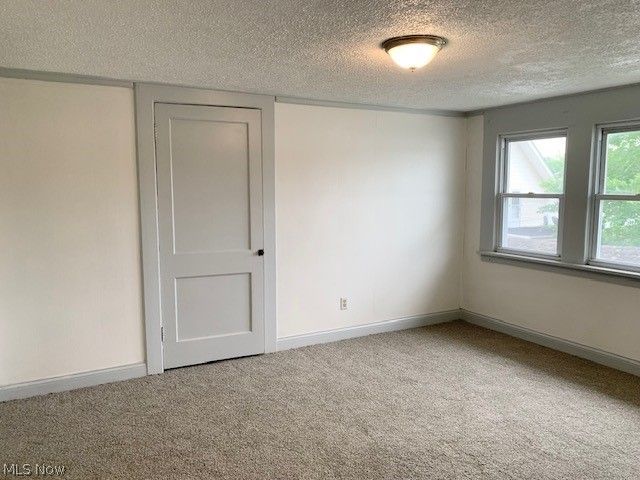 803 Trenton, Toronto, OH 43964