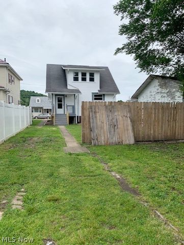 803 Trenton, Toronto, OH 43964