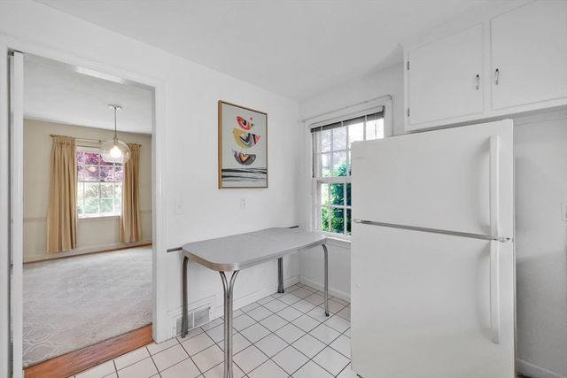 121 Benz St, Springfield, MA 01118