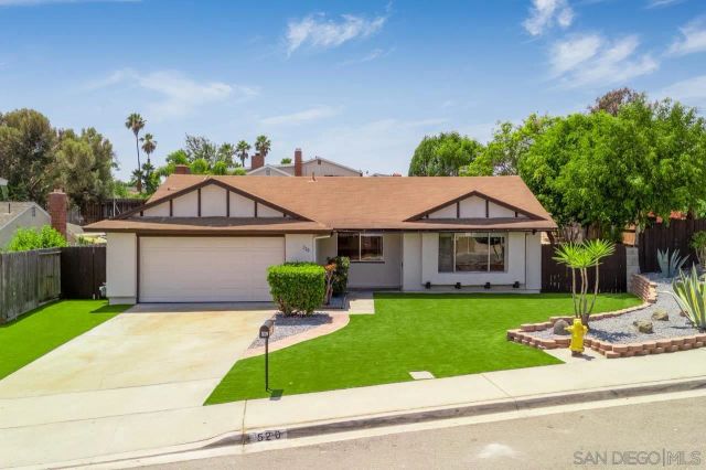 520 La Barca St, Spring Valley, CA 91977