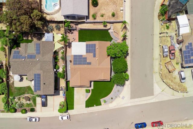 520 La Barca St, Spring Valley, CA 91977