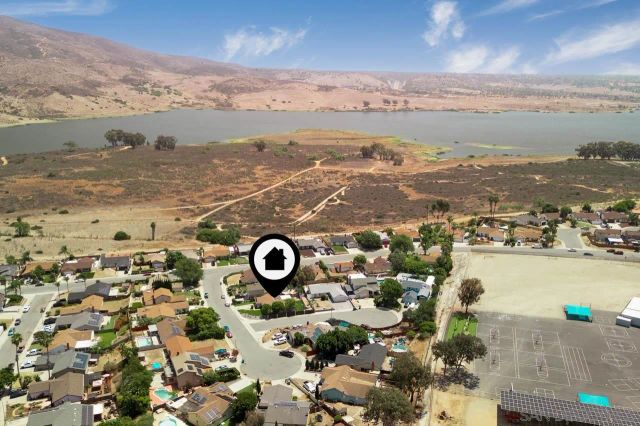 520 La Barca St, Spring Valley, CA 91977