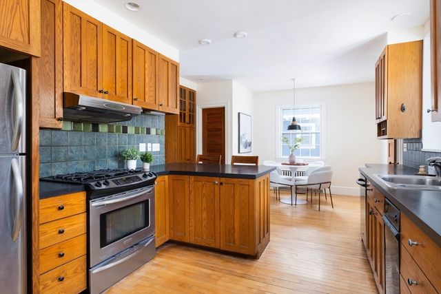 323 Clark Rd, Brookline, MA 02445