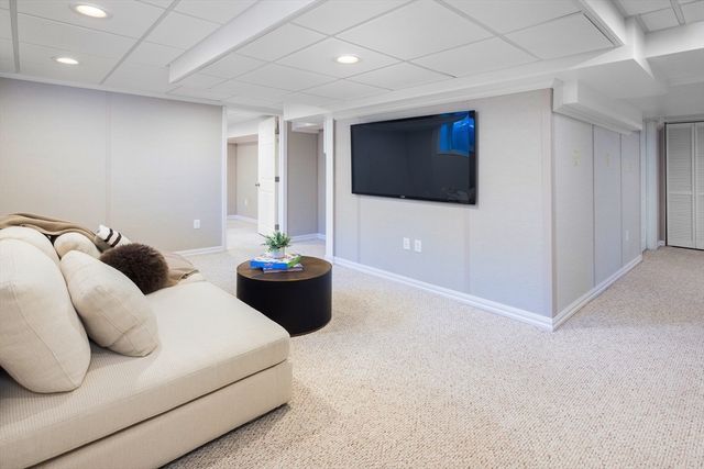 323 Clark Rd, Brookline, MA 02445