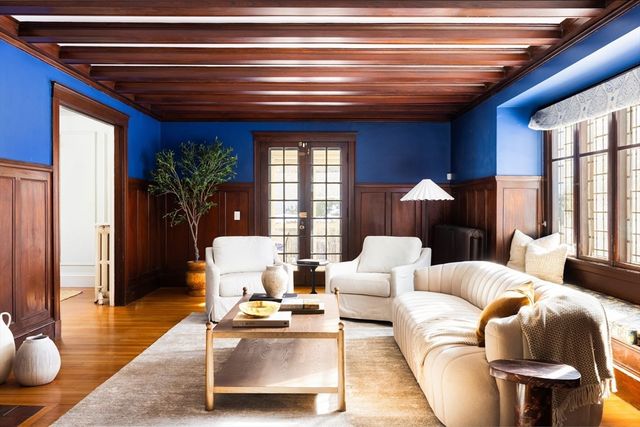 323 Clark Rd, Brookline, MA 02445