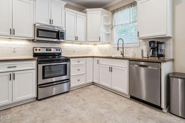 503 Creek Valley Drive, Fuquay Varina, NC 27526