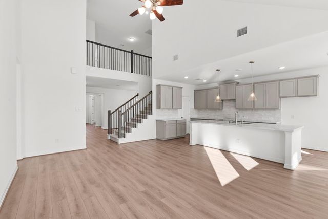 14818 Mission Avenue, Mont Belvieu, TX 77523
