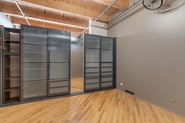 1250 W Van Buren Street 511, Chicago, IL 60607