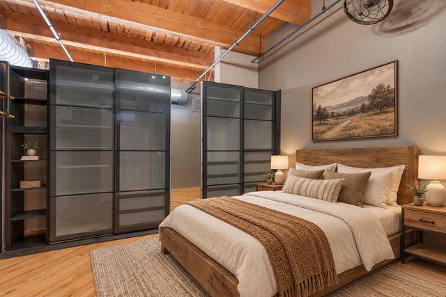 1250 W Van Buren Street 511, Chicago, IL 60607
