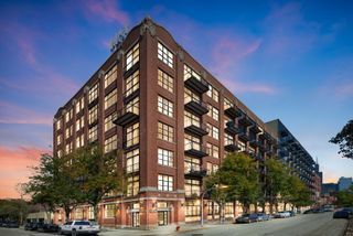 1250 W Van Buren Street 511, Chicago, IL 60607