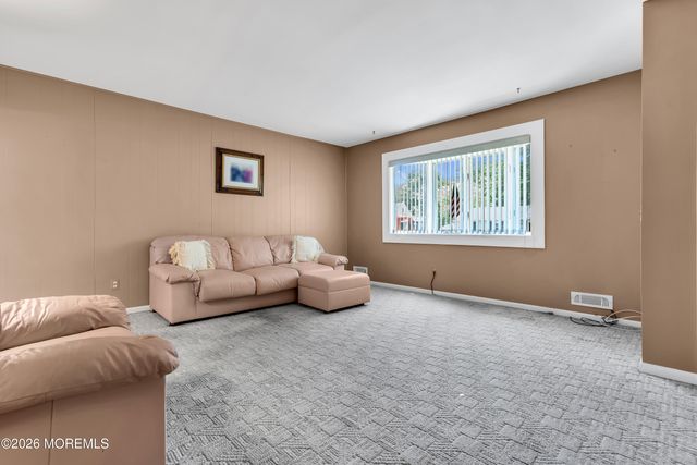 416 Macarthur Drive, Brick, NJ 08724