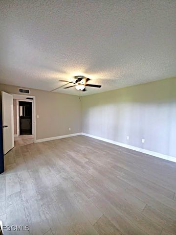 5249 Cedarbend DR 2, Fort Myers, FL 33919