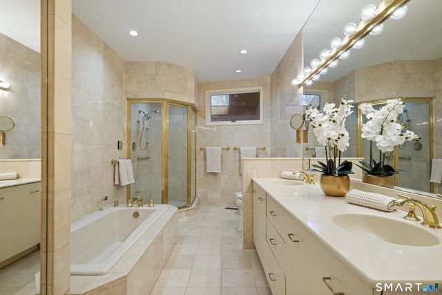 41 Londonderry Drive, Greenwich, CT 06830