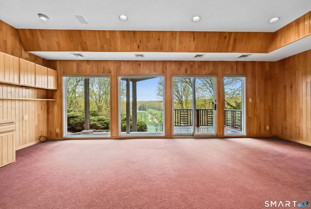 41 Londonderry Drive, Greenwich, CT 06830