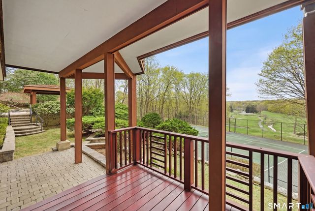 41 Londonderry Drive, Greenwich, CT 06830