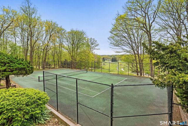 41 Londonderry Drive, Greenwich, CT 06830