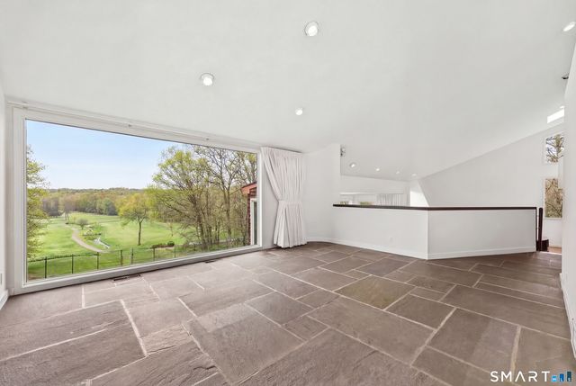 41 Londonderry Drive, Greenwich, CT 06830