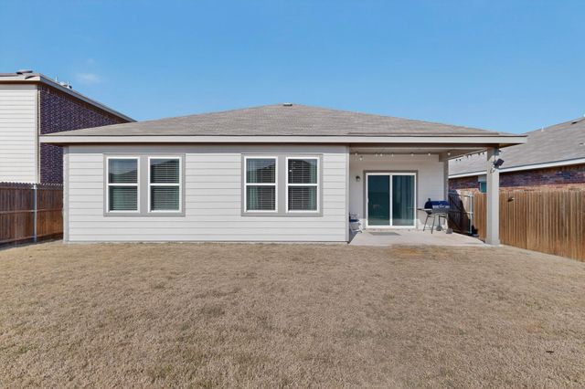 5509 Mcmahan Lane, Fort Worth, TX 76036