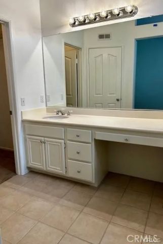 2380 Sunningdale, Tustin, CA 92782