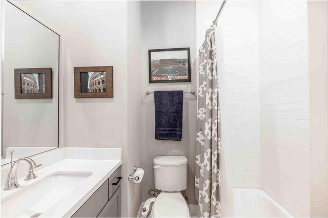 1245 Bonner Street A, Houston, TX 77007