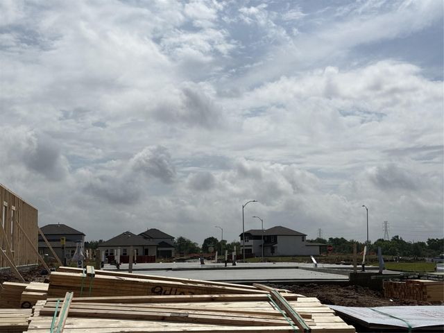 17202 King Eider Road, Waller, TX 77484