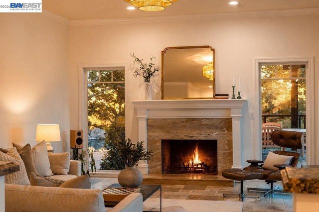 16 Ardendale Ct, Alamo, CA 94507